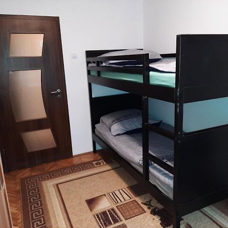 Cozy Three Rooms Apartment Kolozsvár Kültér fotó